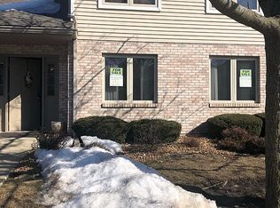 166 Saenz Ln, Joliet, IL 60436