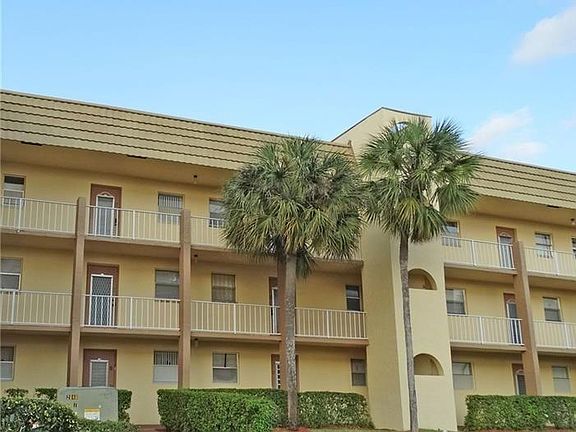 5th image of 8600 Sunrise Lakes Blvd APT 209