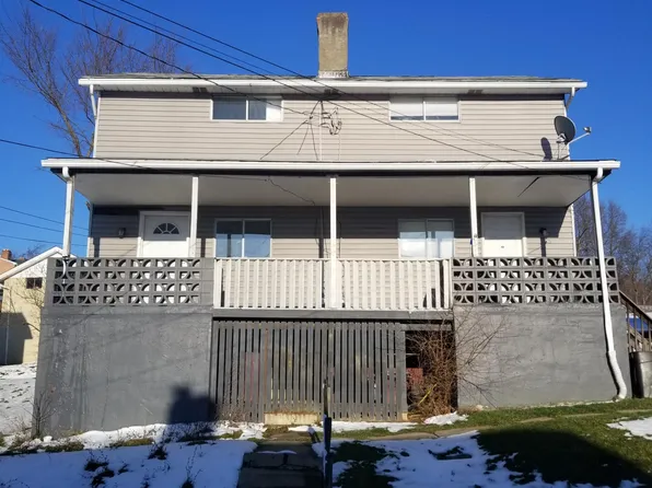 2920 Overhill St, South Park, PA 15129