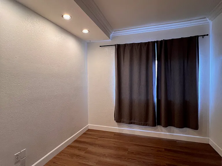 Bonus room/ Den