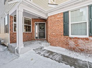 1244 Falcon Ridge Dr, Elgin, IL 60124