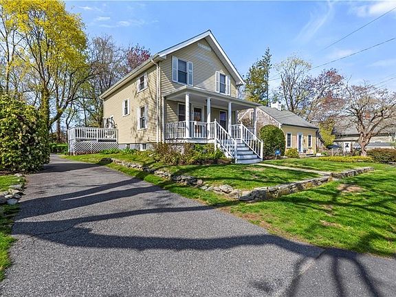 2nd image of 30 Miller Ave