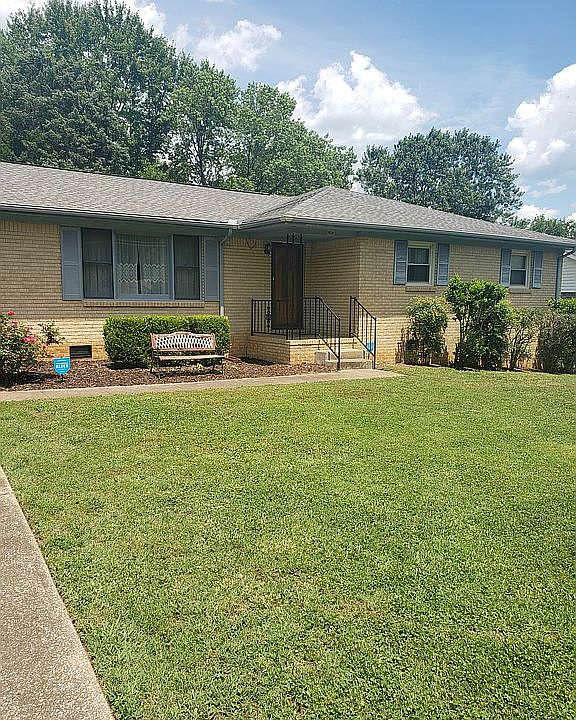 1st image of 1804 Forney Dr NW
