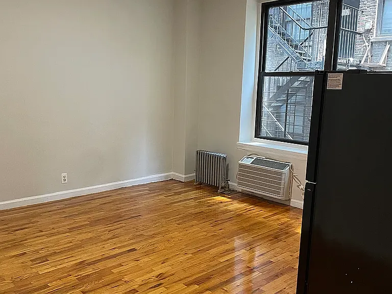 11 E 32nd St #3F — Photo 5