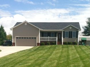 3209 Timothy Ln, Lincolnton, NC 28092