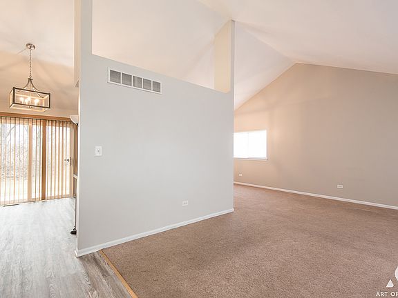 3rd image of 22955 Eastwind Dr
