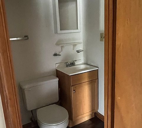 5th image of 300 Bolling St #C