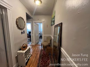 368 Riverway APT 7, Boston, MA 02115