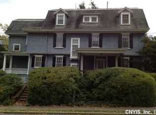 2 Brattle Rd, Syracuse, NY 13203