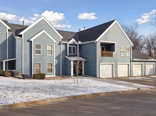1381 Berry Ridge Rd APT 605, Eagan, MN 55123