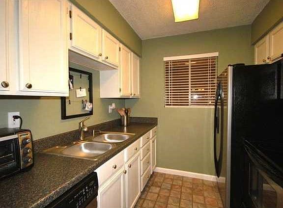 2nd image of 6903 Deatonhill Dr APT 31