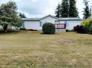 892 N Henry St, Coquille, OR