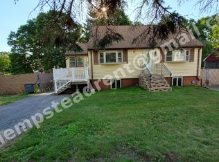 15 Hempstead St, Saugus, MA 01906