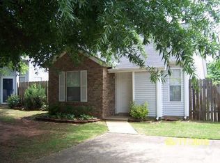 2831 Swallow Ln, Northport, AL 35476