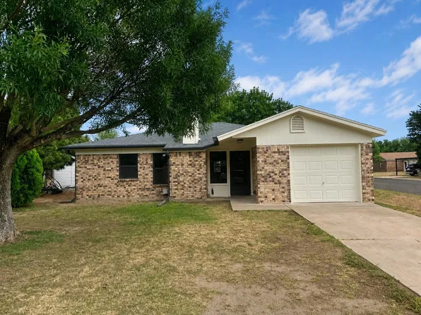 1002 Alpha Cir, San Angelo, TX 76903