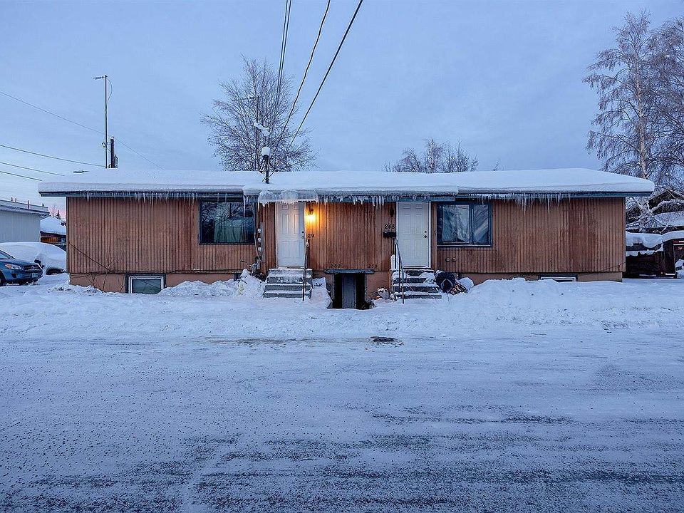 1st image of 703 Betty St