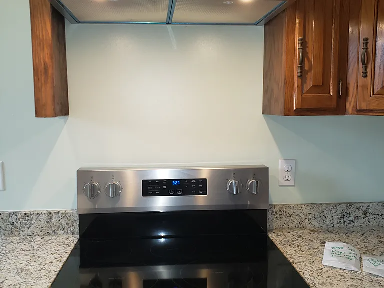 221 W Side Ave — Photo 12