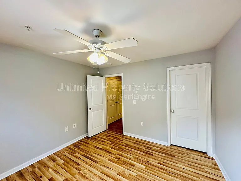 376 S Kerr Ave #301 — Photo 8