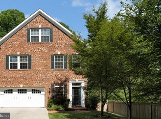 4407 Royal Commons Ct, Fairfax, VA 22030