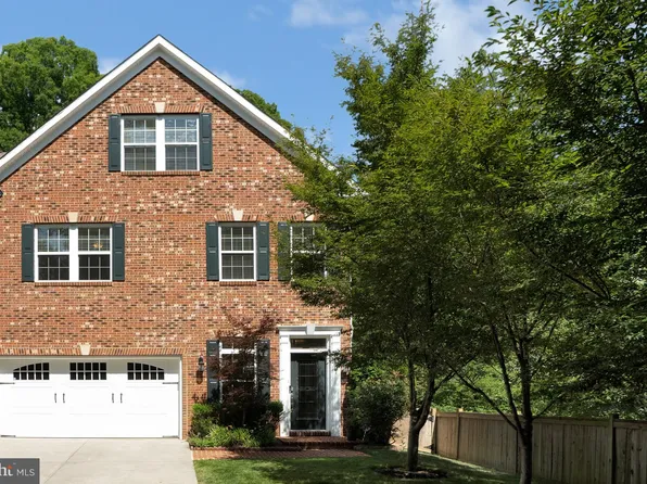 4407 Royal Commons Ct, Fairfax, VA 22030