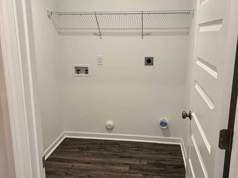 701 Savannah St — Photo 15