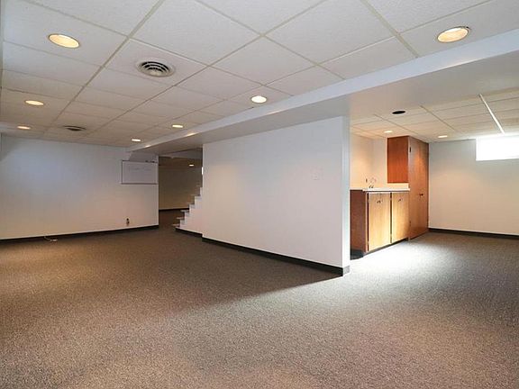 5th image of 10720 Bridlespur Dr