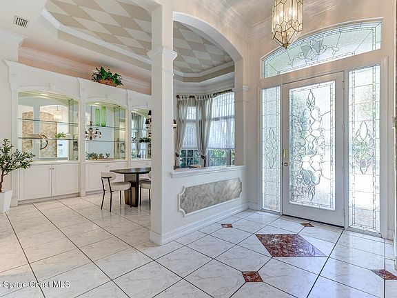 4th image of 1009 Monticello Ct