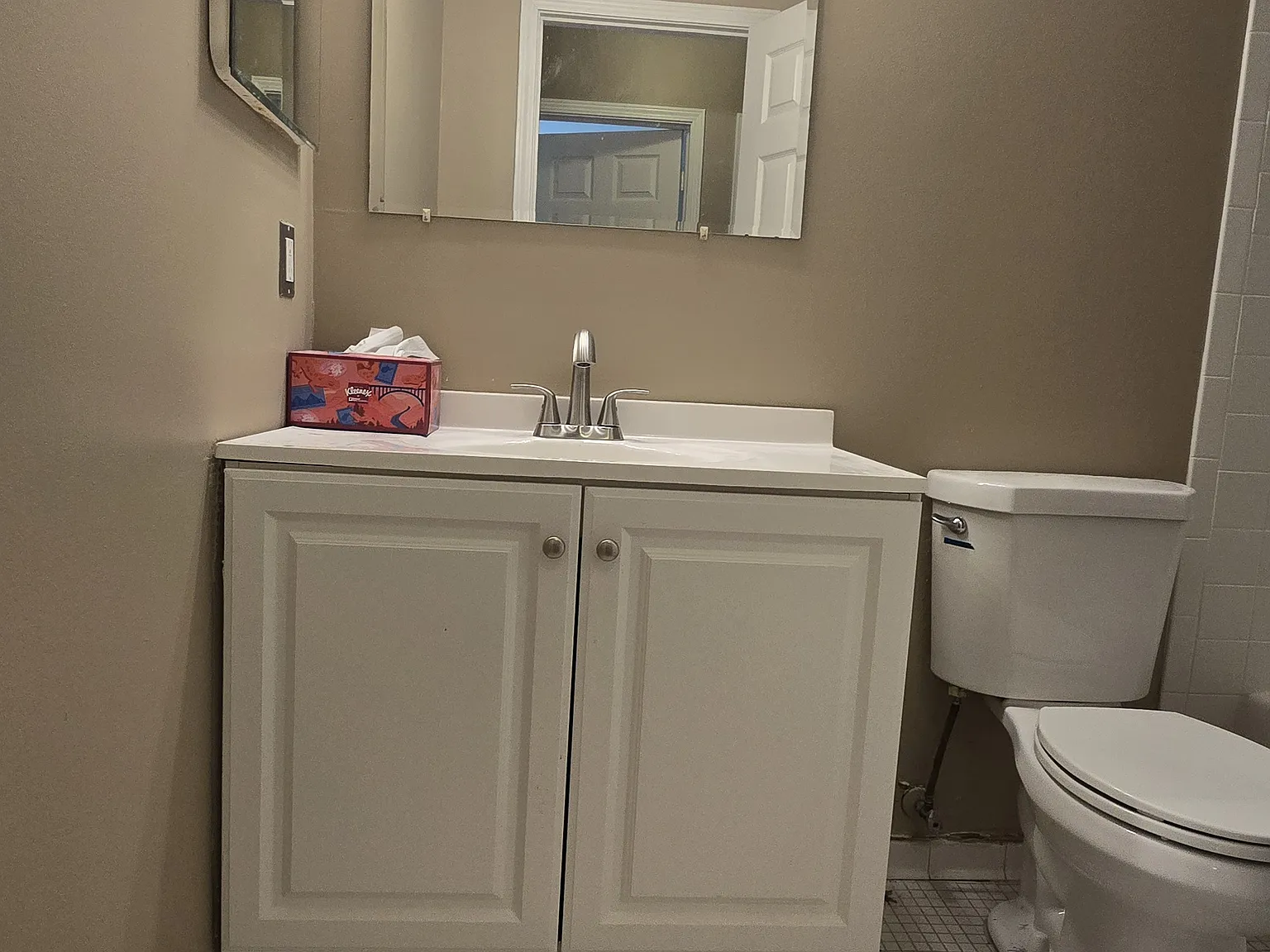 2 bed, 907 sqft, $1,250 — Photo 3