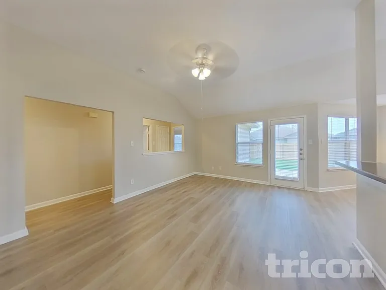 9641 Linton Dr — Photo 14