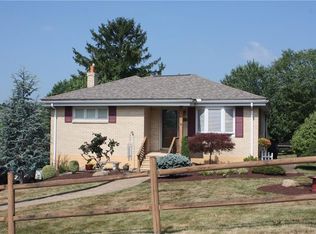 218 Hart St, Houston, PA 15342