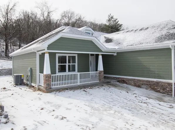 18501 Keeneland Ln, Abingdon, VA 24211