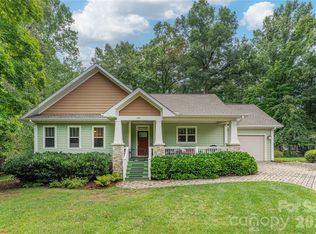 308 Fennel Dun Cir, Biltmore Lake, NC 28715