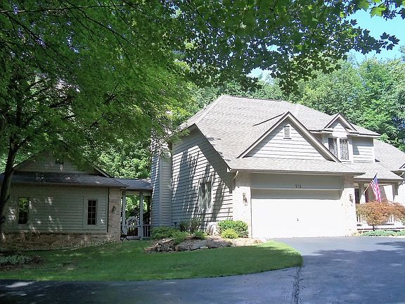 2nd image of 374 Clint Ct