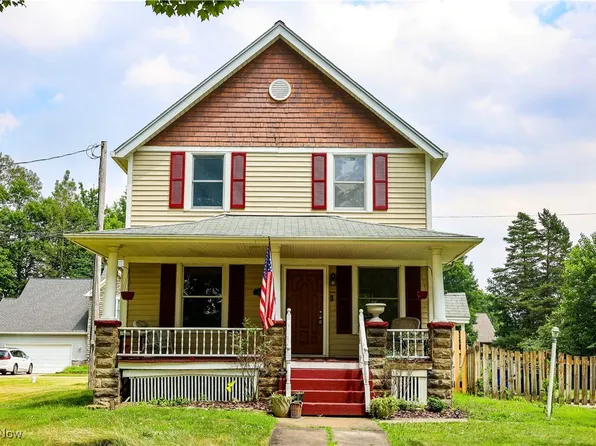 6799 Fry Rd, Middleburg Heights, OH 44130