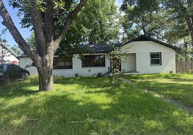 1st image of 1024 Edgewood Dr