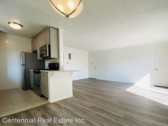 4th image of 11308 Pearl St APT 204
