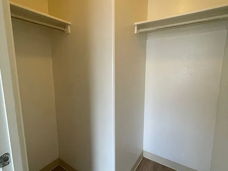 3828 N Vickie Ct — Photo 6