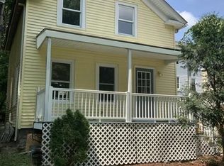15 1/2 Lewis St, Worcester, MA 01610