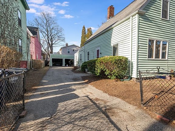 3rd image of 20 Chalk St