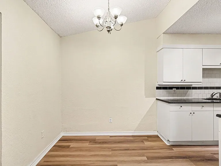 1811 Lipscomb St — Photo 9