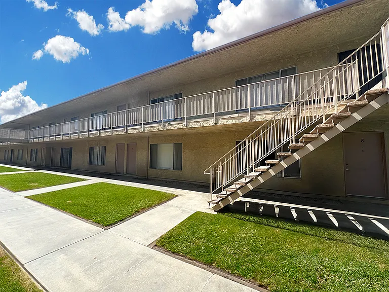 Shadow Park Apartments — Photo 5