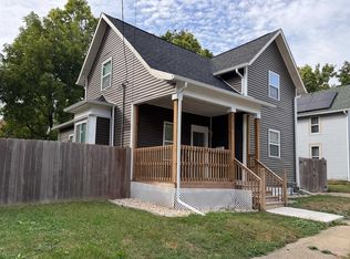 131 S Chicago Ave, Rockford, IL