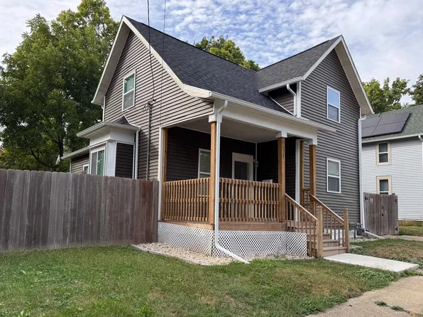 131 S Chicago Ave, Rockford, IL 61104