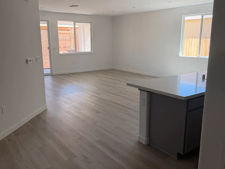 12771 Ironbow Way — Photo 6