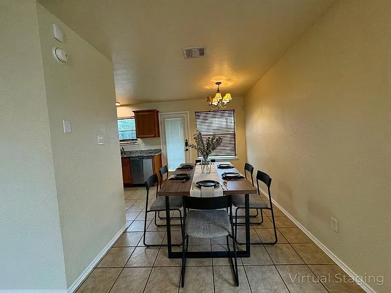 4700 Causeway Ct — Photo 6