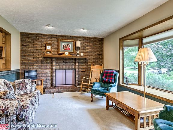 4th image of 4850 N 176th St