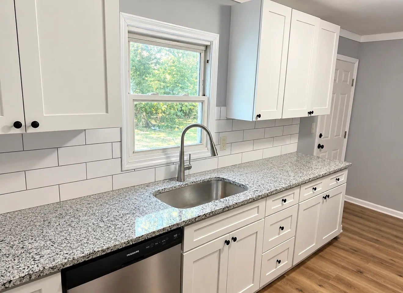 3 bed, 1050 sqft, $1,595 — Photo 3