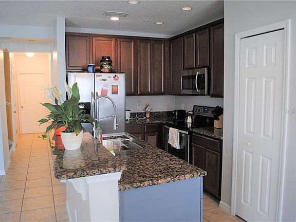 5th image of 2096 Cypress Bay Blvd