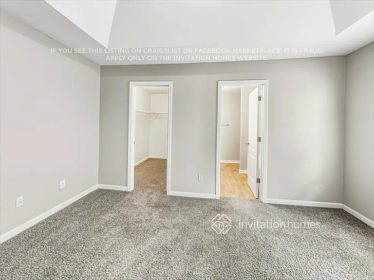 4730 Camelot Dr — Photo 10