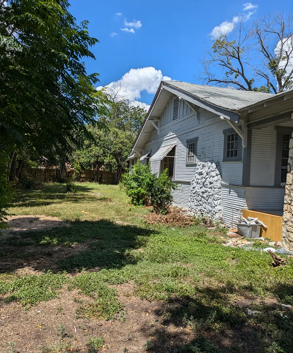 3 bed, 1332 sqft, $1,500 — Photo 2
